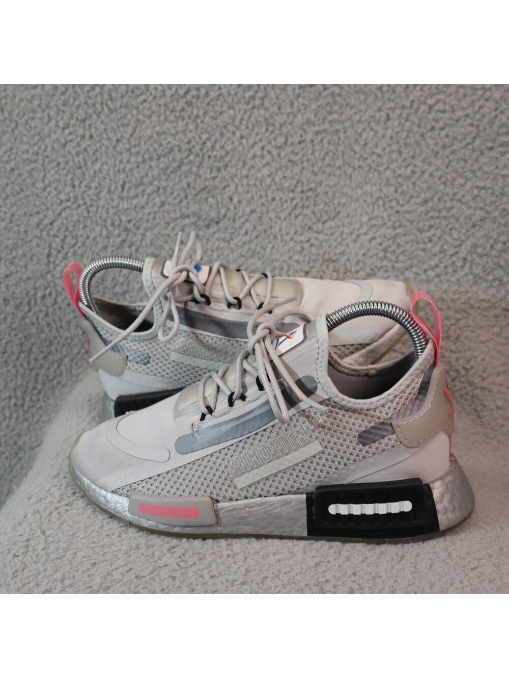 adidas NMD_R1 Spectoo W Artemis Gray Sneaker Women sz 7 NASA